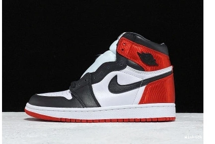 - HIGH JORDAN RETRO 1 TOE SATIN BLACK 0815
